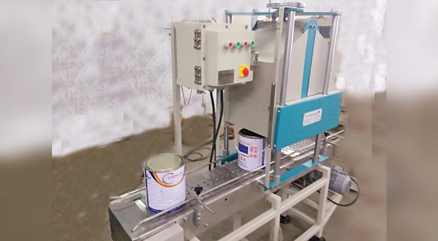 Automatic On line Lid Pressing Machine for Small Containers