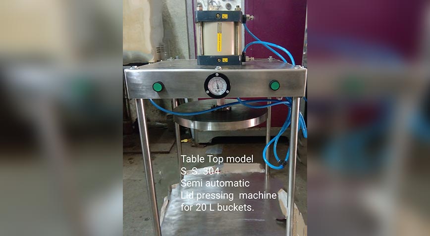 Semi Automatic Bucket Pail Lid Pressing Machine GMP Model