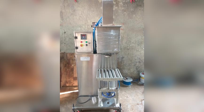 Semi Automatic Paint Epoxy Hardener Oil Bucket Filling Machine